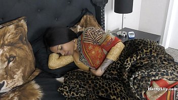 ممارسة الجنس مع هندي تم تصويره عندما استغل من قبل زوجها مدمن على الكحول