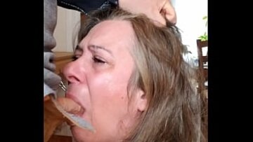 وقحة الفرنسية الخاضعة يعطي اللسان لا يصدق في مشهد BDSM – الرقيق اللسان